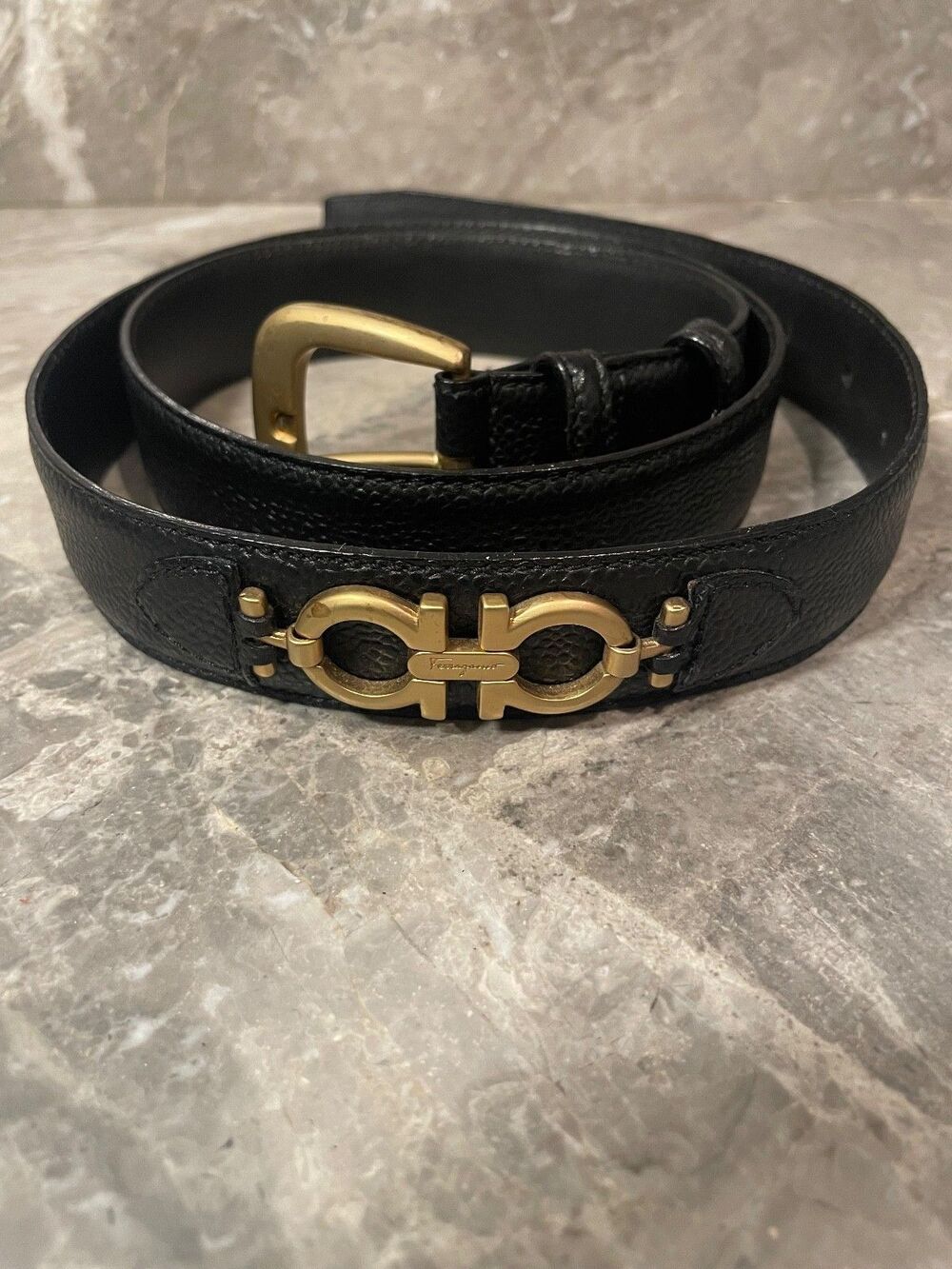 Authentic Salvatore Ferragamo Gancini Logo Leather Belt Black Gold Size 32- 34